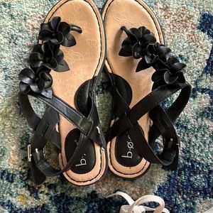 NWOT Black Floral Sandals